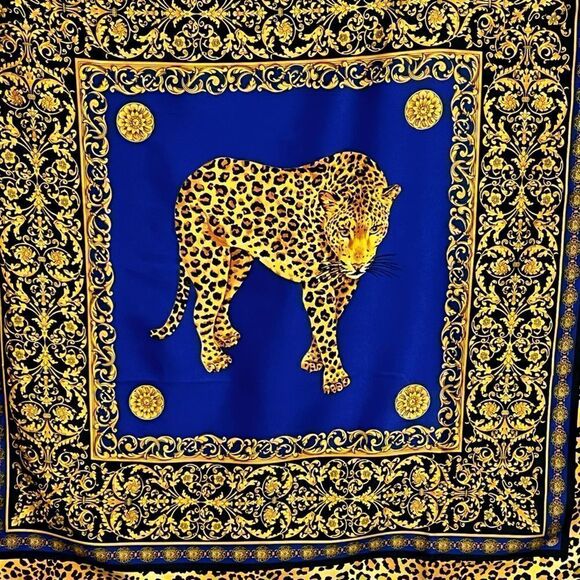 NEW GIORGIO MORESCO ITALIAN BEAUTIFUL LEOPARD PRINT SCARF - Picture 2 of 4